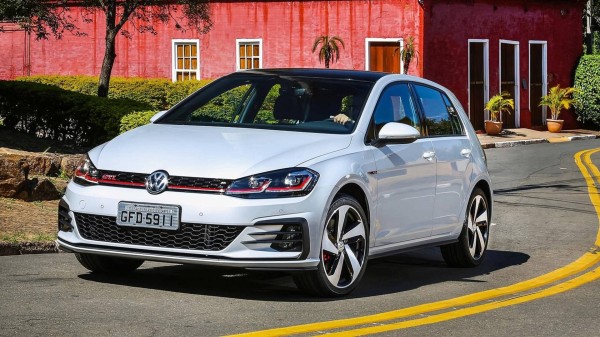 2018 Volkswagen Golf – Manual do Proprietário